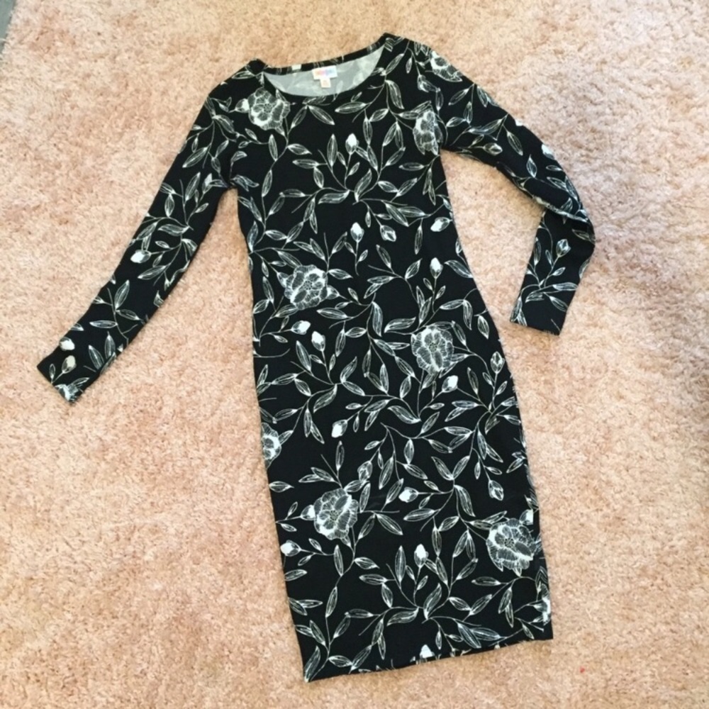 Elegant collection.  LuLaRoe Debbie